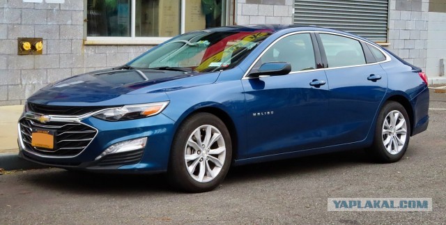 В Узбекистане девушка ждала от мужа Chevrolet Malibu, но получила Daewoo Gentra