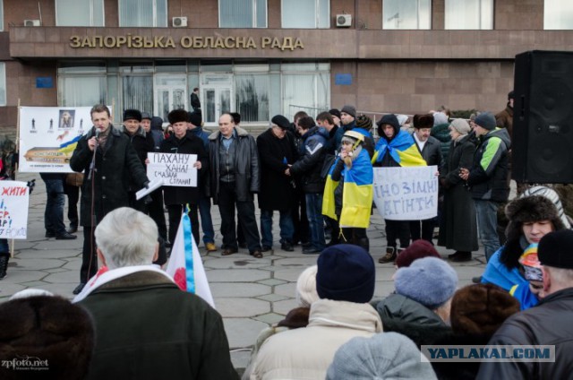 Украина штурмует верховную раду!