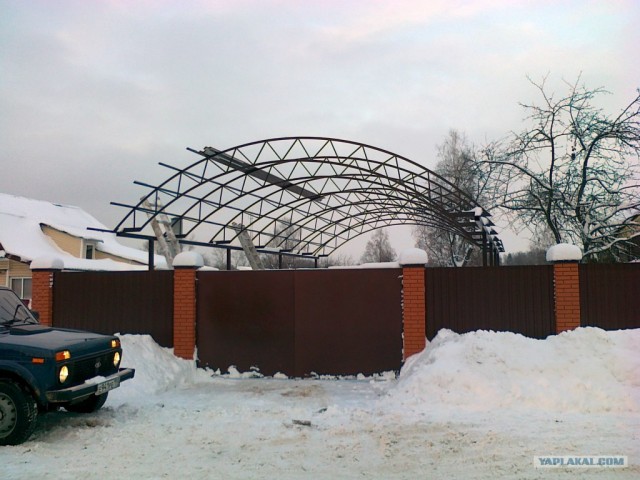 Как собираются навесы под машины