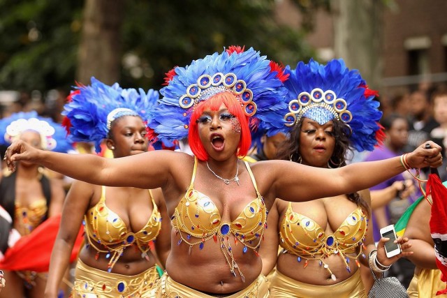 Карнавальных птичек пост