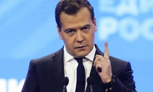 Заблочил, но опять не то: после решения РКН замедлить Twitter замечены сбои в работе сайта Кремля, правительства, Госдумы и СКР