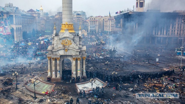 Момент "прилёта"в Донецке в прямом эфире.