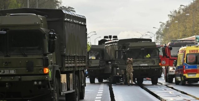 В Польше столкнулись британские военные грузовики: много пострадавших