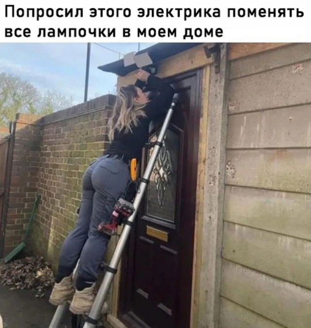 Девушки в Германии массово идут работать на тракторах