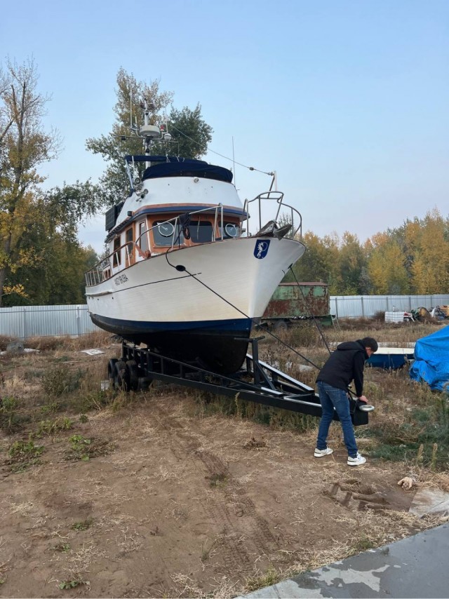 Сплав по Волге, ночевка на острове с пляжем.