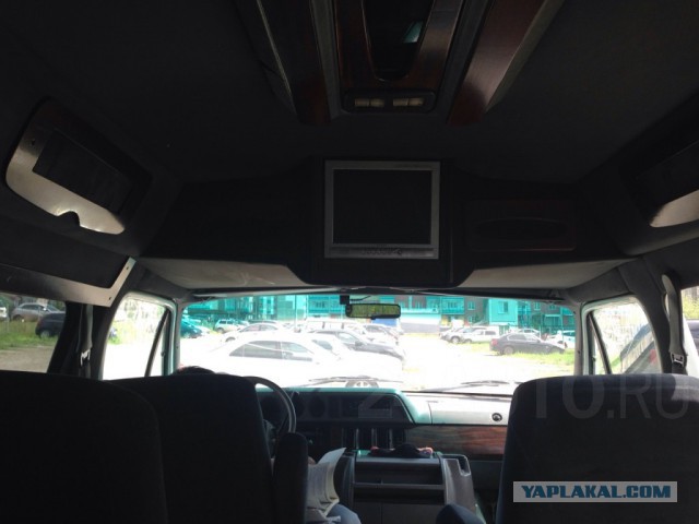 продам монстра Dodge Ram Van, 1996 год