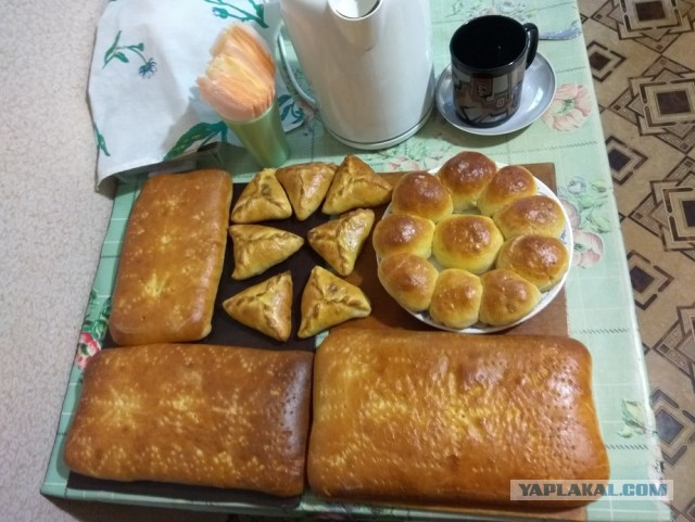Чем бабушки угощают внуков в разных странах мира
