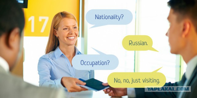 "Россия - оккупант" : что вы сделаете, если на ваш чемодан наклеят такой стикер?