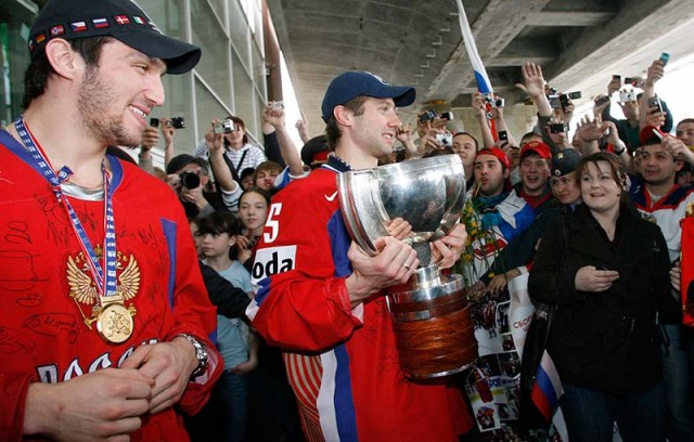 Медведев и бутылка