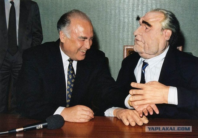 Сергей Елкин покинул Россию