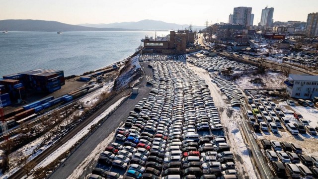 Реальности авторынка января 2023. Старые автомобили в салонах, никаких покупателей и цены от миллиона