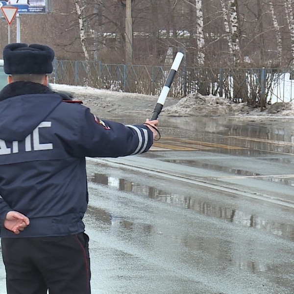 Сотрудники ГИБДД избили случайного свидетеля передачи взятки