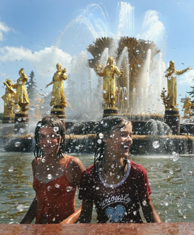 Жара: Если хочешь быть здоров - обливайся!