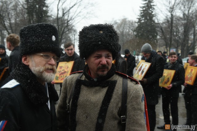 РПЦ грозит применить власть.