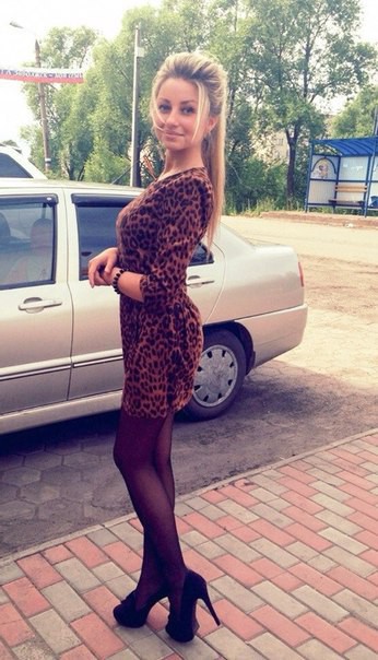 Девушки на каблуках