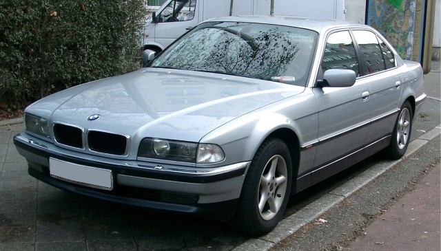 10 красивейших «киношных» автомобилей в истории Голливуда