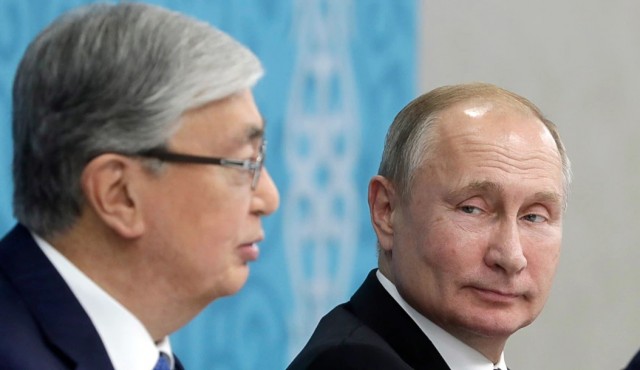 В тисках зависимости. Прорубит ли Казахстан себе новое "окно" в Европу?