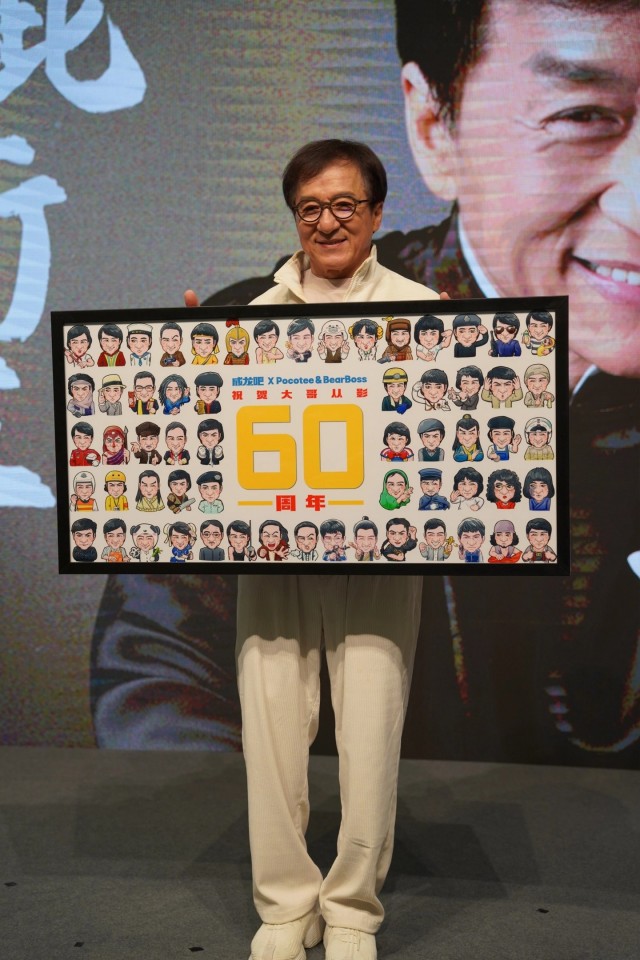 60 персонажей - один актёр