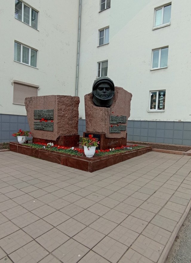 Как жил Андриян Николаев после развода с Валентиной Терешковой и почему больше не женился
