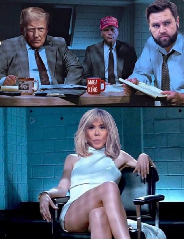 Их Величества мужикам руки не целуют.