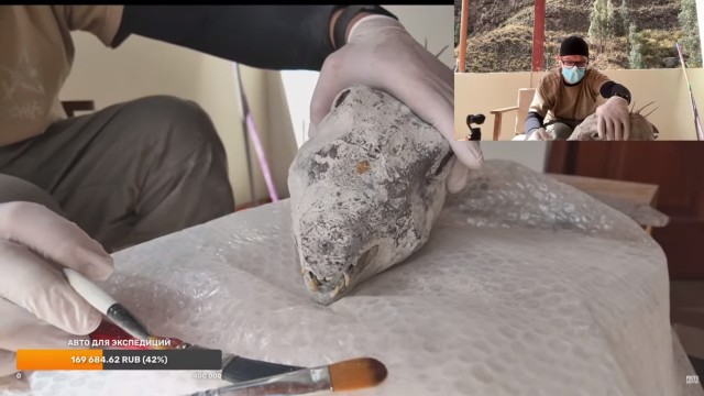Вскрытие инопланетной мумии в прямом эфире