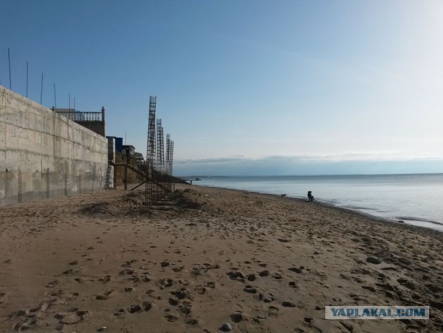 В Крыму в курортном поселке Николаевка хозяин приб