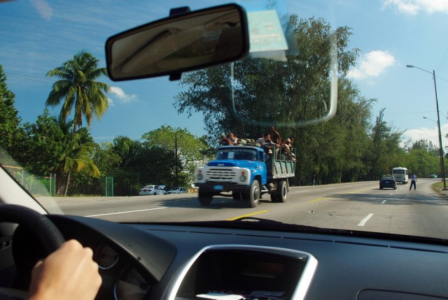 Наши на Кубе (авто)