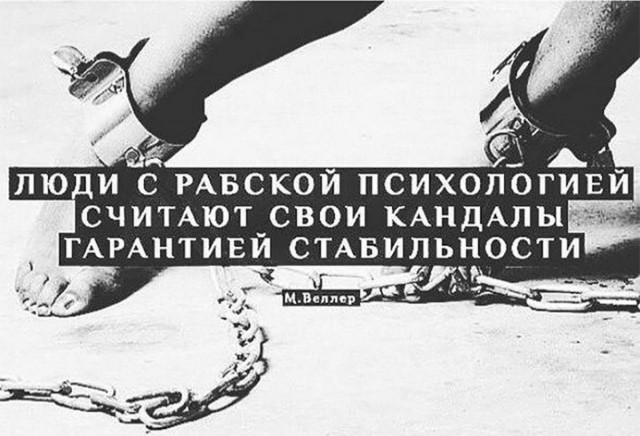 В Екатеринбурге продают квартиру с 94-летней бабушкой. Она будет жить там, пока не умрет