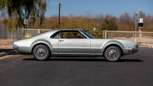 Oldsmobile Toronado. Автопятница №17