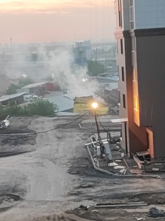 Крупный пожар в промзоне в подмосковных Котельниках.