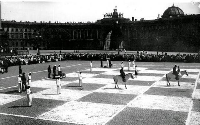 Фотографии о прошлом, открывающие историю с новой стороны 17.07.25