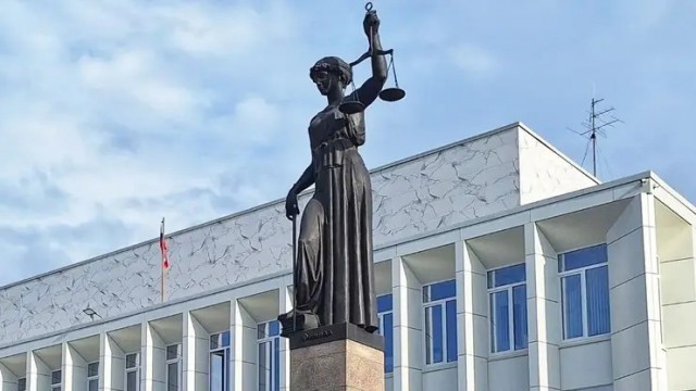 Бывший заключенный потребовал с красноярской прокуратуры 111 трлн рублей