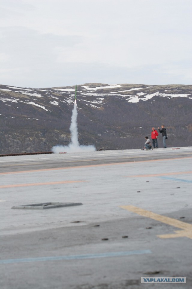Авианосец «Адмирал Кузнецов». Или как его ласково называют моряки - "Кузя"
