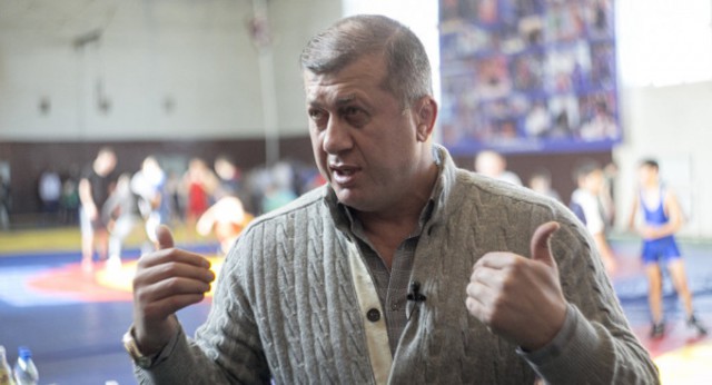 Главный тренер сборной России по вольной борьбе требует отменить концерт Бузовой во Владикавказе