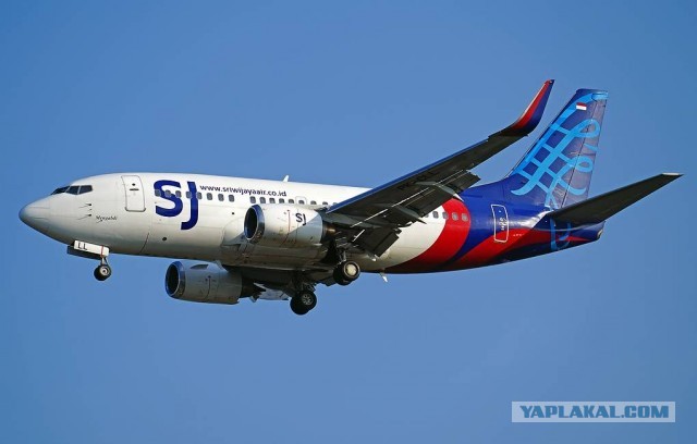 Вылетевший из Джакарты Boeing 737-500 пропал с радаров (Sriwijaya Airlines, SJ182)