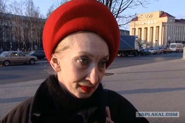 Российская феминистка объявила сбор денег для мигрантов.