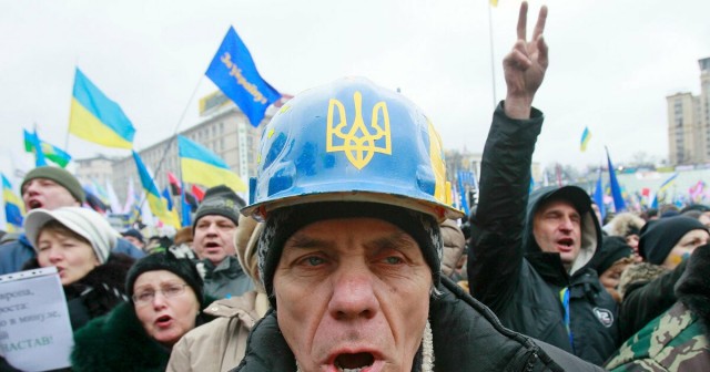 Аэропорт Донецка. Взлёт на "Трансаэро" на Москву
