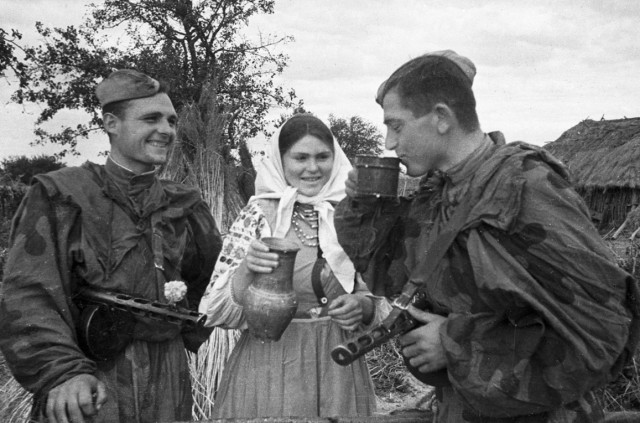 Подборка фотографий Великой Отечественной войны. Часть 2