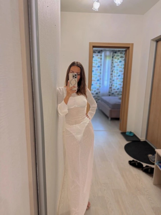 И снова девушки из WB