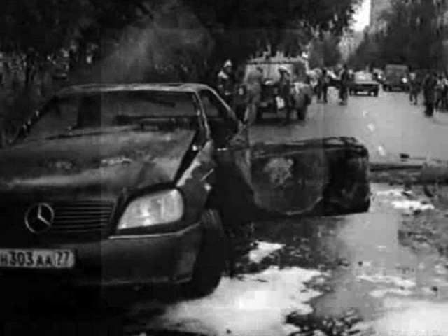 В Балашихе взорвалась машина во дворе дома