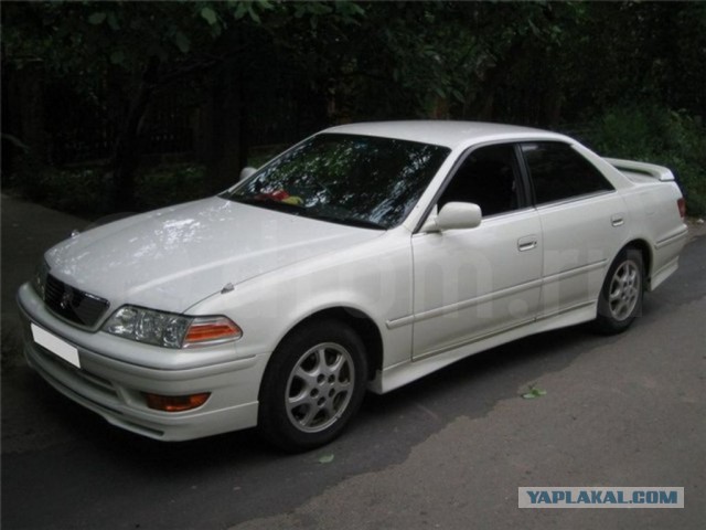 За стеной: необычная находка Toyota Mark II 1984