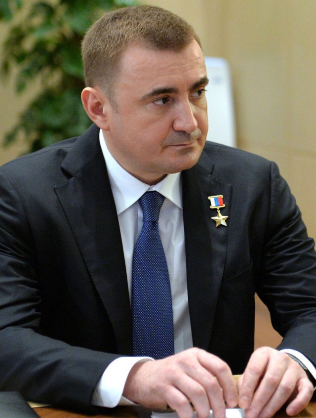 Песков прокомментировал появление неизвестного спутника с Путиным