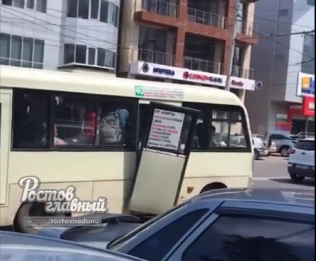 В ГИБДД предложили пересадить автомобилистов на общественный транспорт