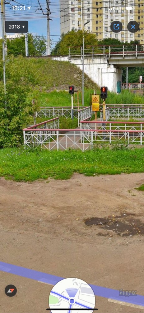 13-летняя школьница погибла под колесами электрички в Москве