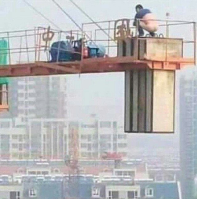 Быт на башенном кране