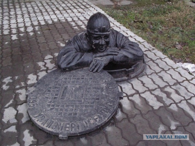 Необычные статуи мира