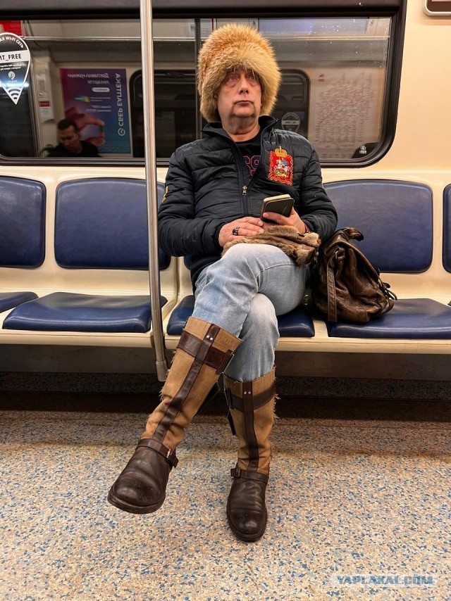 Модники из нашего метрополитена