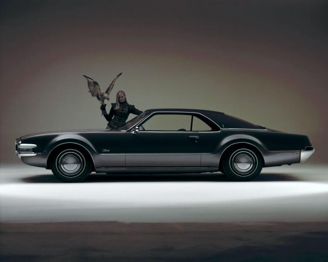 Oldsmobile Toronado Gen1 1966–70