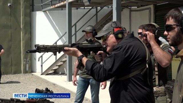 США не позволили экс-разведчику Риттеру вылететь в Россию
