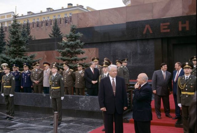 Интересные фотографии 1990 -х 21.12.25